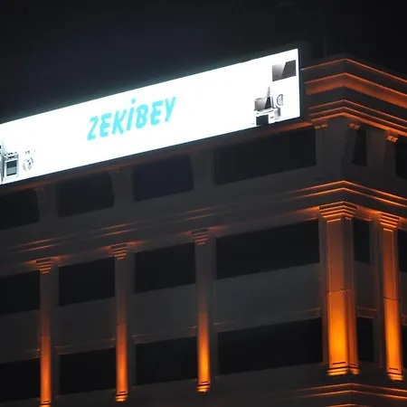 Golaz Aparthotel *
