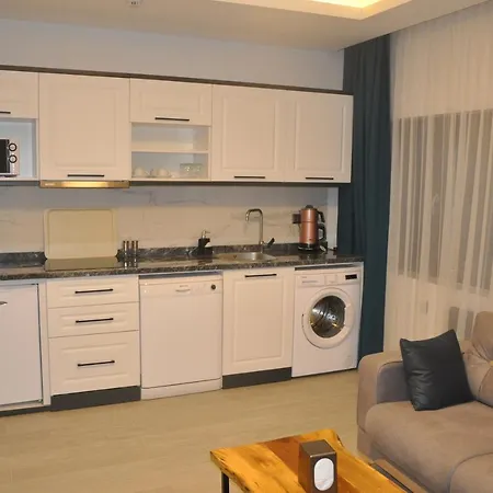 Golaz Aparthotel *